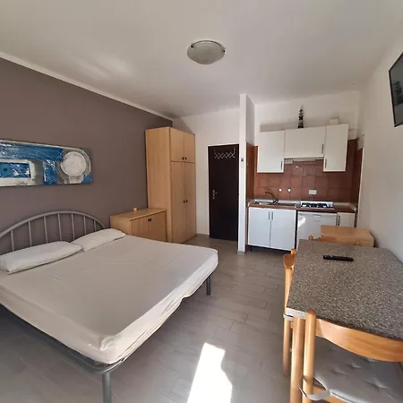 Apartment Cost Fieramosca *